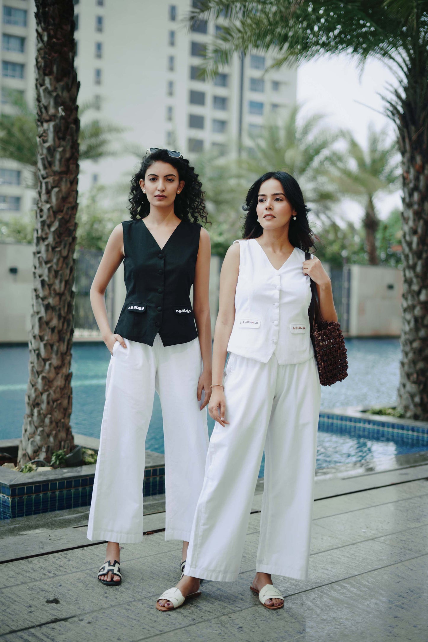 Kashida Waist Coat - White
